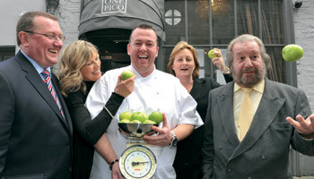 Foodie debate: Attending the debate were Jim Reeves, client services director, Unilever Food Solutions Ireland; Paula Mee, nutritionist; Eamon O’Reilly, proprietor/head chef, One Pico; Tracey Rogers, managing director, Unilever Food Solutions UK and Paulo Tullio, food critic