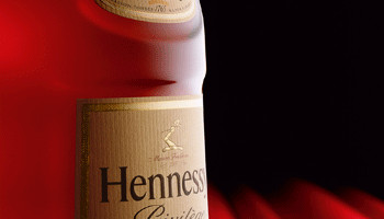 Hennessy Stories invites Irish people over 18 from all regions and backgrounds to submit their stories and memories, revealing what Hennessy means to them.