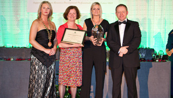 From left: IITD President Sinéad Marron, NOffLA Chairperson Evelyn Jones, NOffLA Training Manager Anita Gilmore and Ciarán Cannon TD, Minister of State for Training and Skills, presenting the Award for the ‘Most Innovative Use of Technology’ at the IITD National Training Awards 2012.