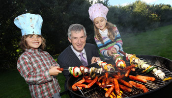 Launching Glenmor were MD BWG Foods, Willie O’Byrne with Brandon Noble and Eabha Last