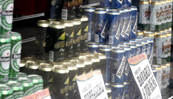 Cheap alcohol is being used by the multiples as a loss leader and is seriously affecting the independent off-trade in Ireland, according to NOffLA