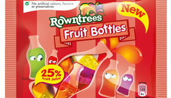 Rowntree’s Fruit Bottles contain 25% real fruit juice and are available in four favourite flavours; blackcurrant, cherry, orange and lemon-lime